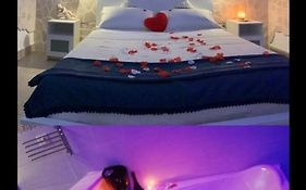 V&M suite con jacuzzi
