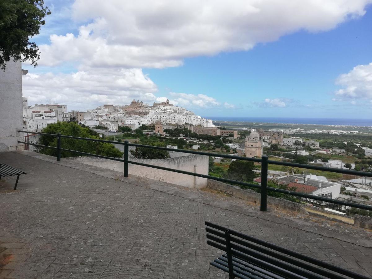 V&M suite con jacuzzi Ostuni Esterno foto