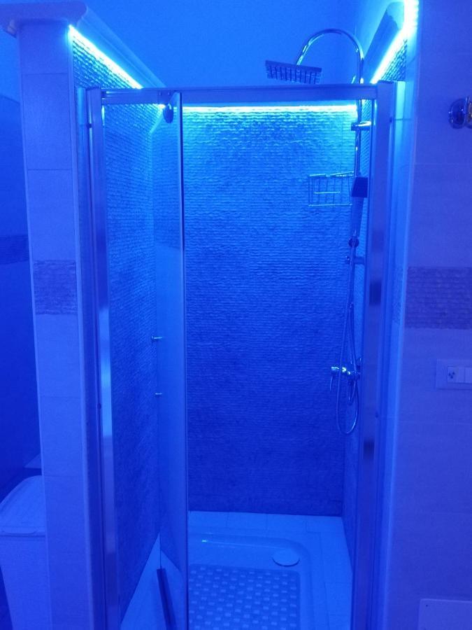 V&M suite con jacuzzi Ostuni Esterno foto