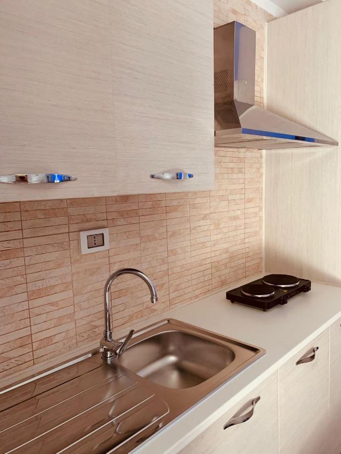 V&M suite con jacuzzi Ostuni Esterno foto