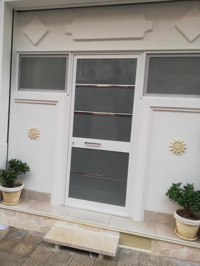 V&M suite con jacuzzi Ostuni Esterno foto